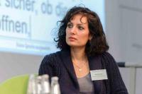 Dr. Naika Foroutan bei der Tagung: Hochinklusiv! Zusammenhalt einer vielfältigen Gesellschaft | Foto: Stephan Röhl